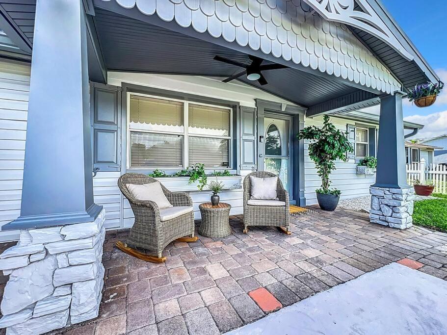 Poolside Paradise Near Siesta Key Beach 사라소타 외부 사진