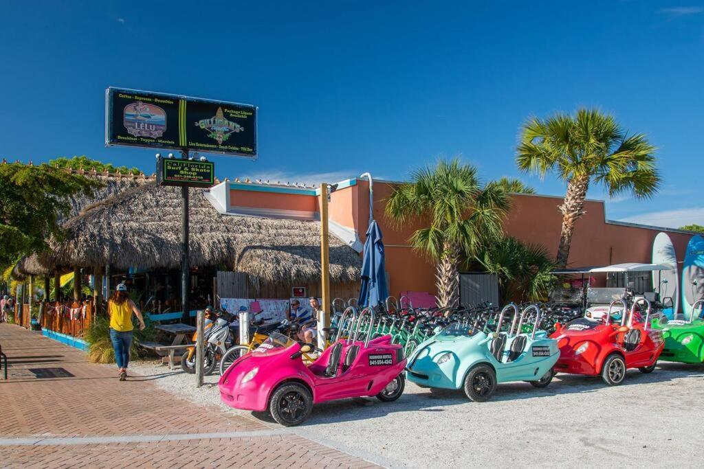 Poolside Paradise Near Siesta Key Beach 사라소타 외부 사진