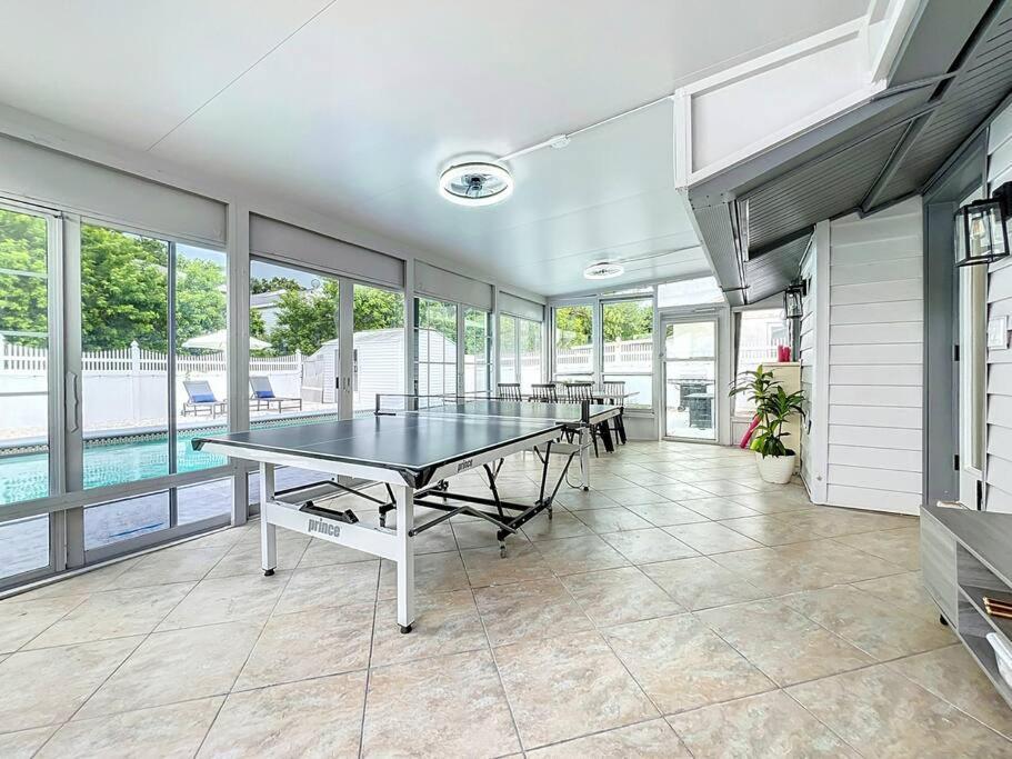 Poolside Paradise Near Siesta Key Beach 사라소타 외부 사진